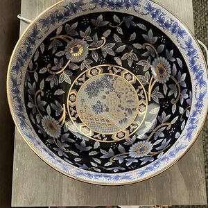 B47 Elegant Floral Decorative Bowl